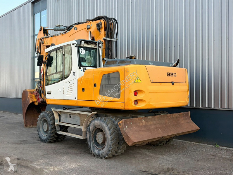 جرافة Liebherr A920