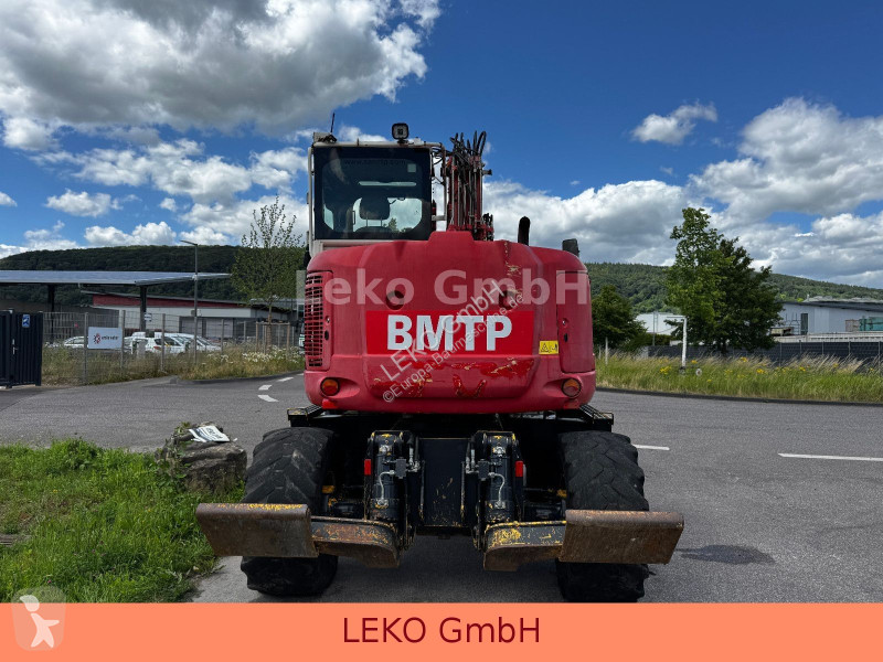 Rýpadlo Komatsu PW118MR-8 Mit Drei Löffeln