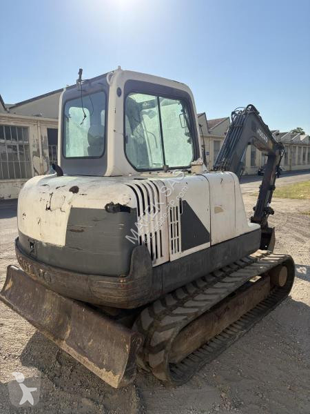 جرافة Volvo EC55