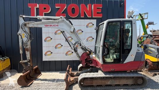جرافة Takeuchi tb250 clim à 27 900 € ht
