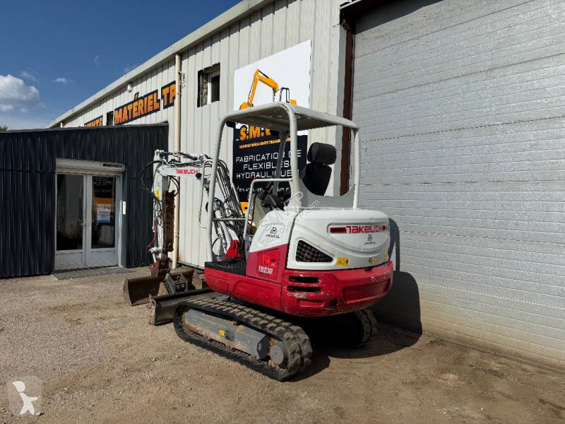 Koparka Takeuchi TB230