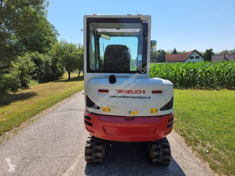 Экскаватор Takeuchi 230