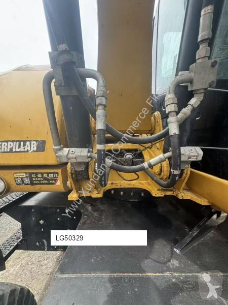 جرافة Caterpillar D2