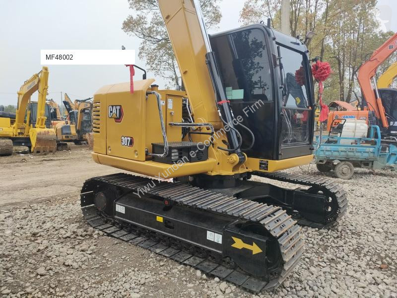جرافة Caterpillar 307