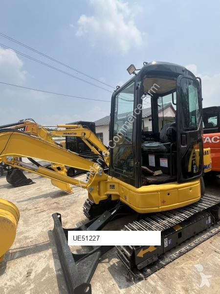 Lopatový nakládač Komatsu