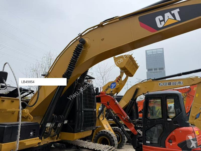 جرافة Caterpillar 2L