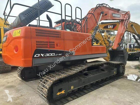 جرافة Doosan