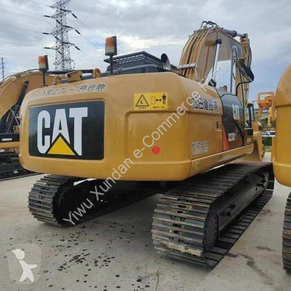 جرافة Caterpillar 2 L