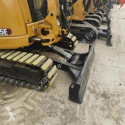 جرافة Caterpillar E