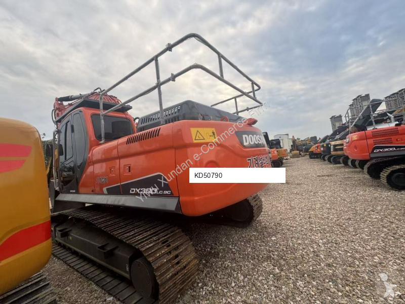 جرافة Doosan 9C