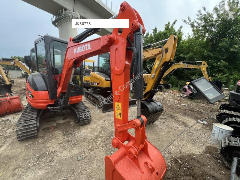 Rýpadlo Kubota U27
