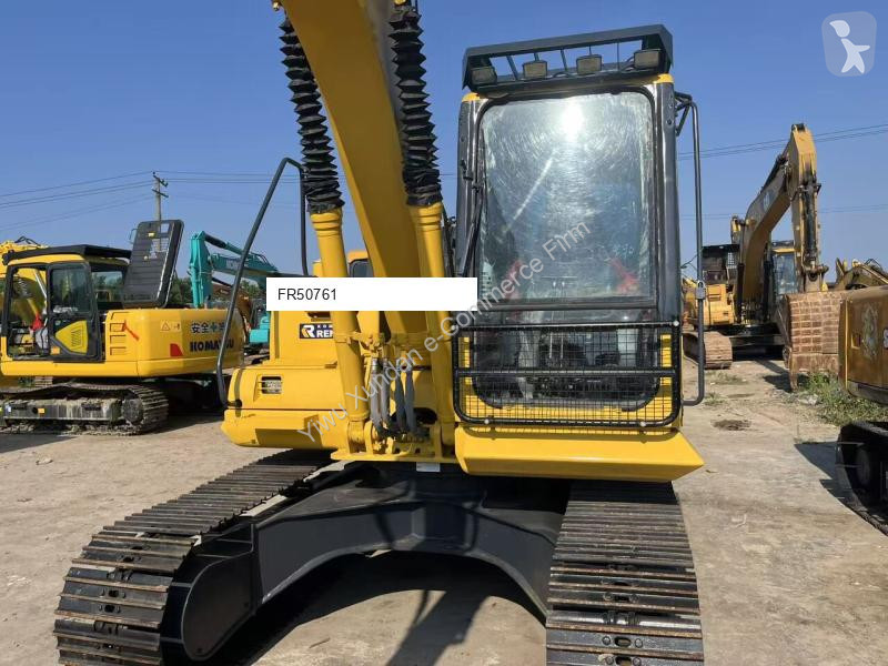 جرافة Komatsu