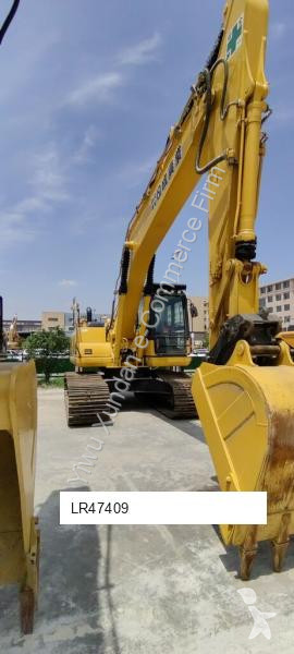 جرافة Komatsu 0-8
