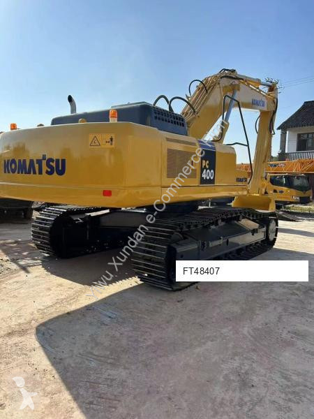 جرافة Komatsu 0-7
