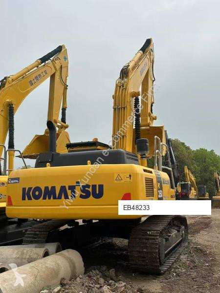 جرافة Komatsu