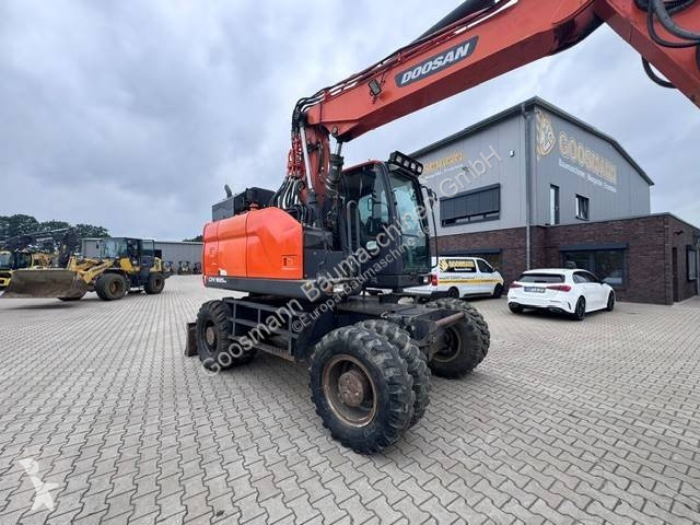 جرافة Doosan W-5