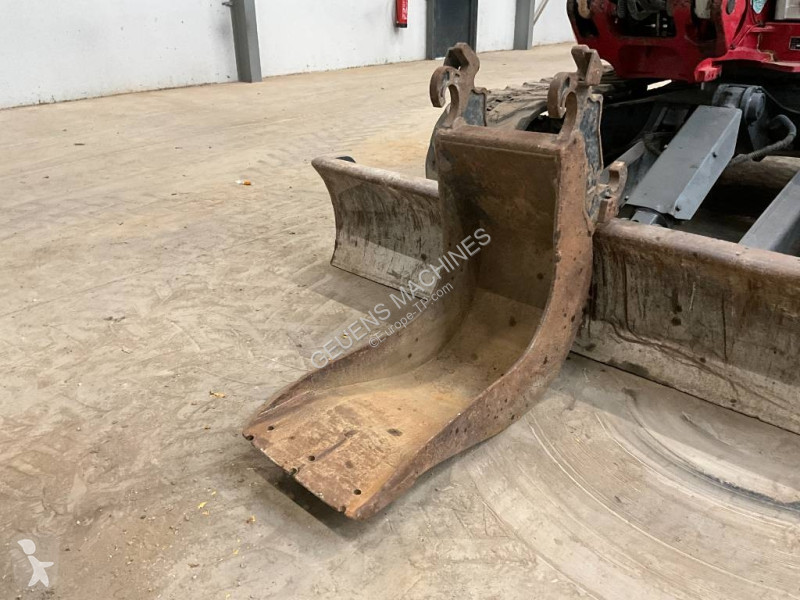 Rýpadlo Takeuchi TB 285