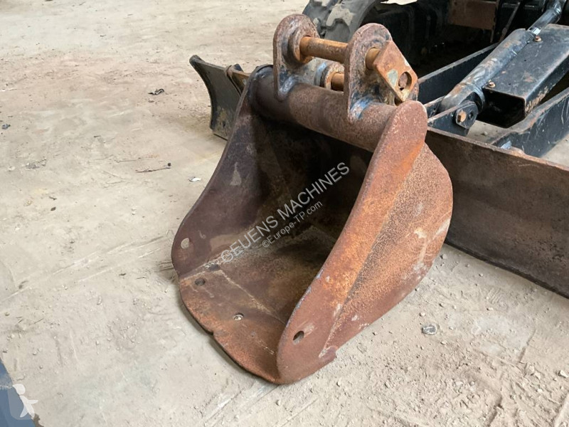 جرافة JCB 16 C-1