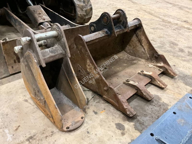 جرافة Doosan DX 19