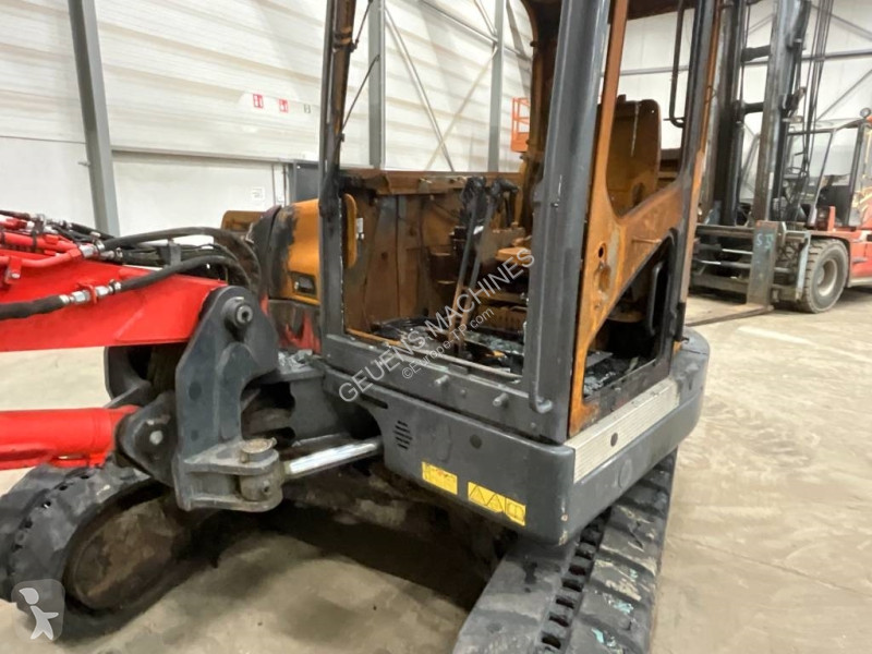 جرافة Doosan DX 85 R