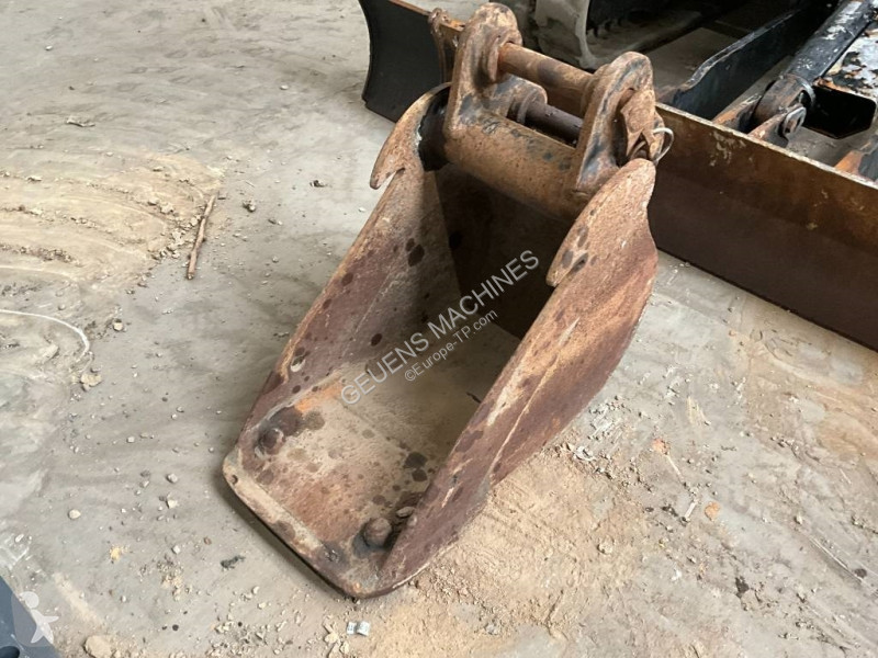 جرافة JCB 16 C-1