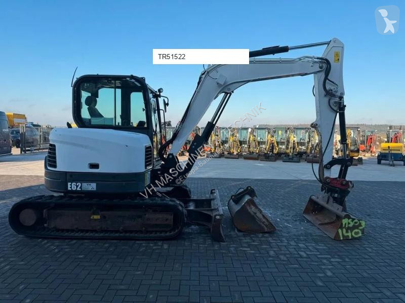 جرافة Bobcat E62