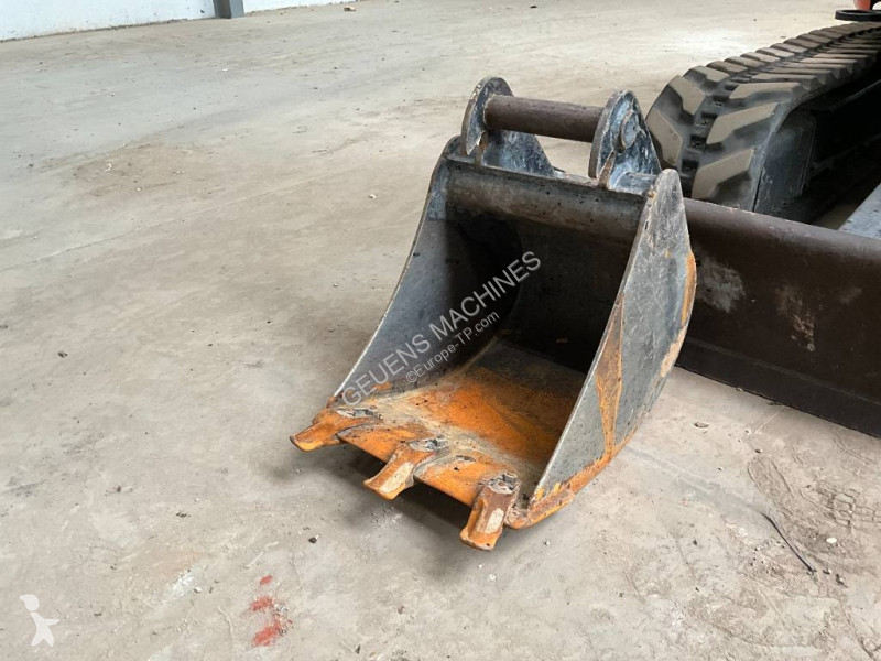 Pelle Kubota 1013 A 4