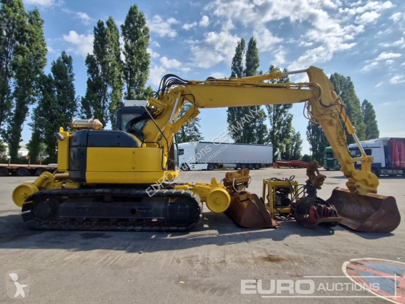 جرافة Komatsu PC138US-2E1