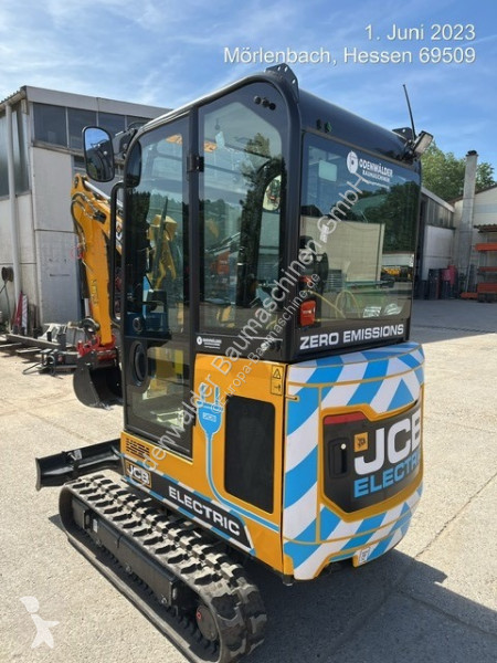 جرافة JCB  19C-1 E-TEC