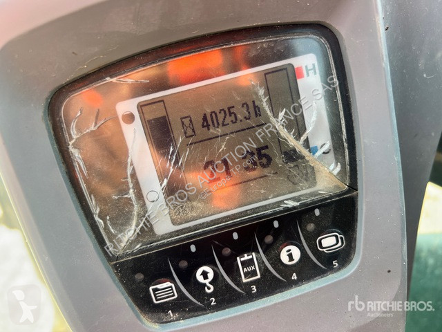 Lopatový nakládač Kubota  U48-4