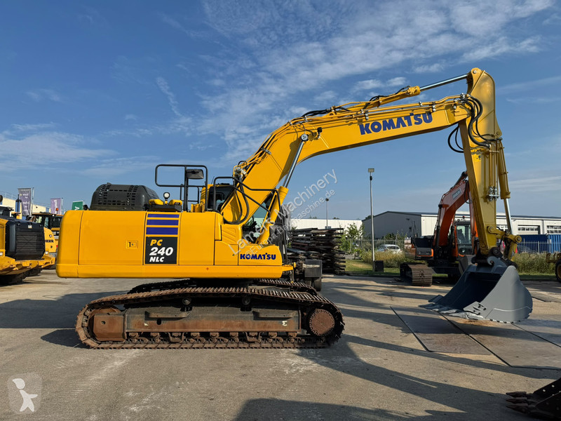 جرافة Komatsu NLC11