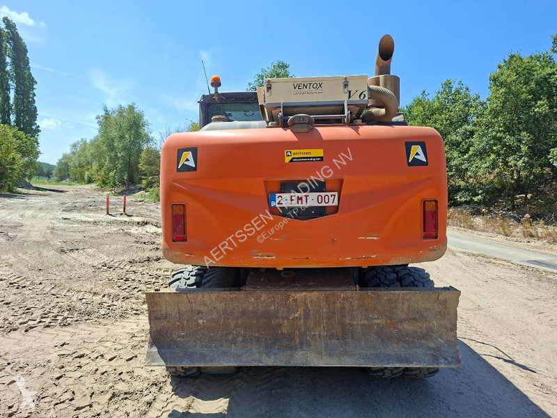 Rýpadlo Hitachi W5 B