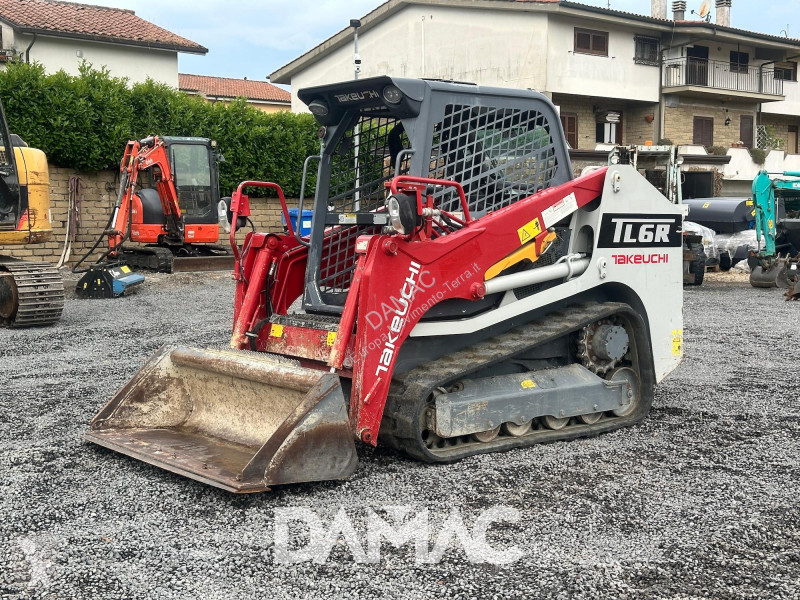 Lopatový nakládač Takeuchi TL6R