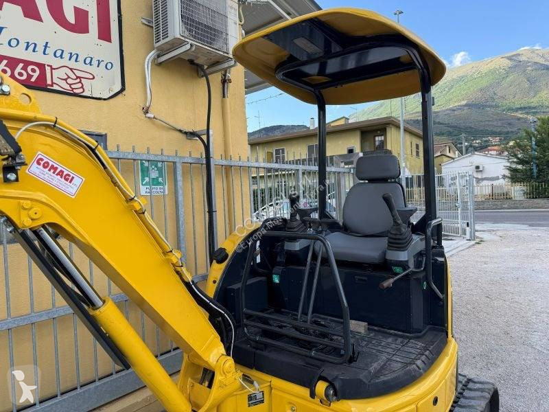 Экскаватор Komatsu