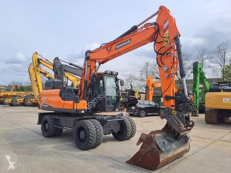 Skovl Develon DX160W-7