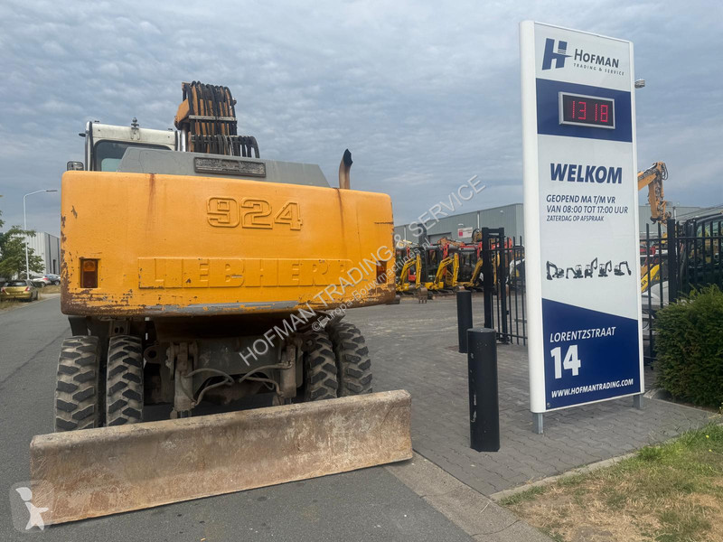 Lopatový nakládač Liebherr A | A/C
