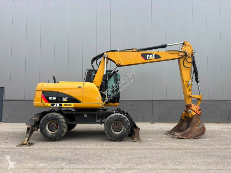 جرافة Caterpillar D (3 Buckets)