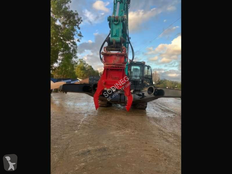 جرافة Kobelco 10E
