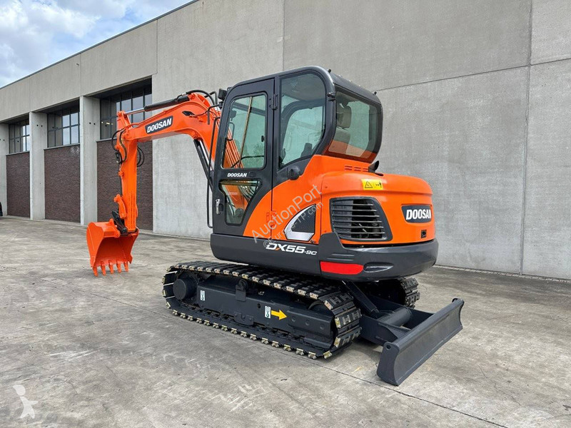 Rýpadlo Doosan 9C