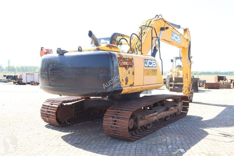 Rýpadlo JCB T4i