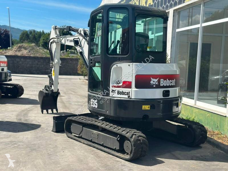 Lopatový nakládač Bobcat