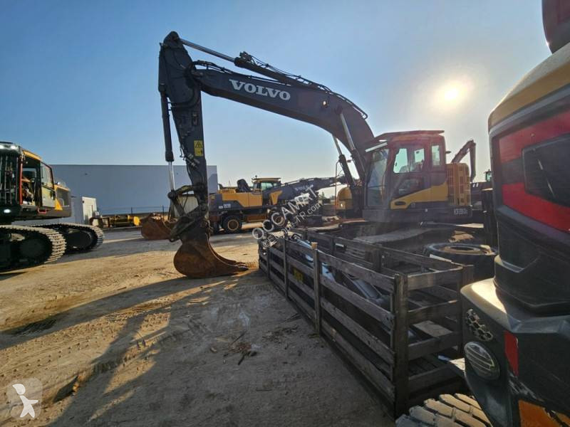 Rýpadlo Volvo ECR 235 DL