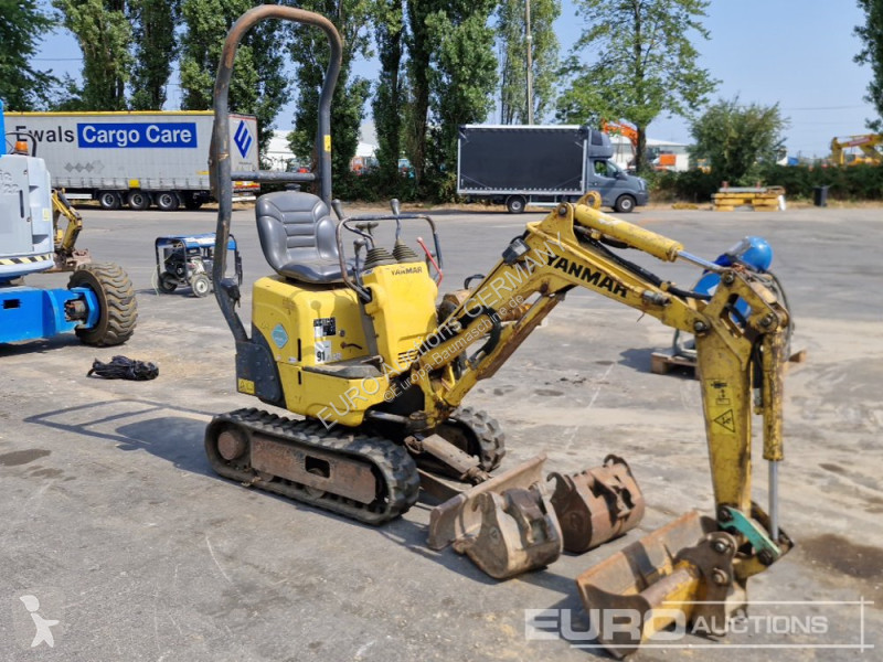 جرافة Yanmar SV08-1A(S)