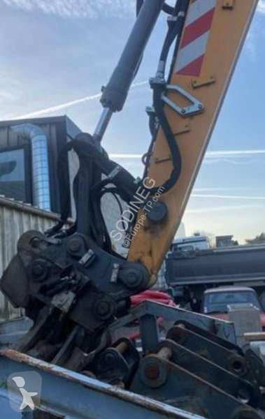 جرافة Liebherr A  COMPACT