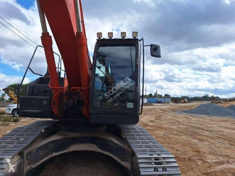 Rýpadlo Hitachi
