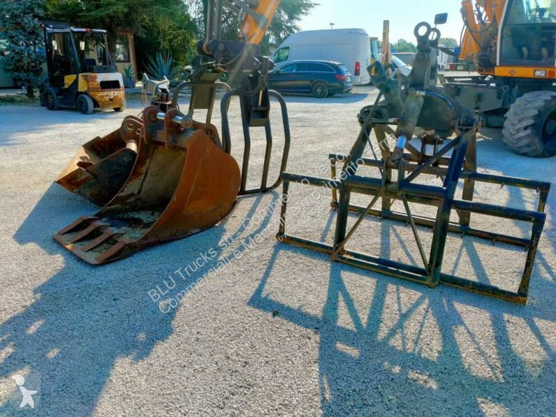 Escavatore Liebherr