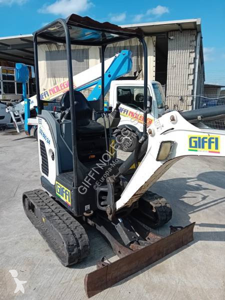 Lopatový nakládač Bobcat E17Z
