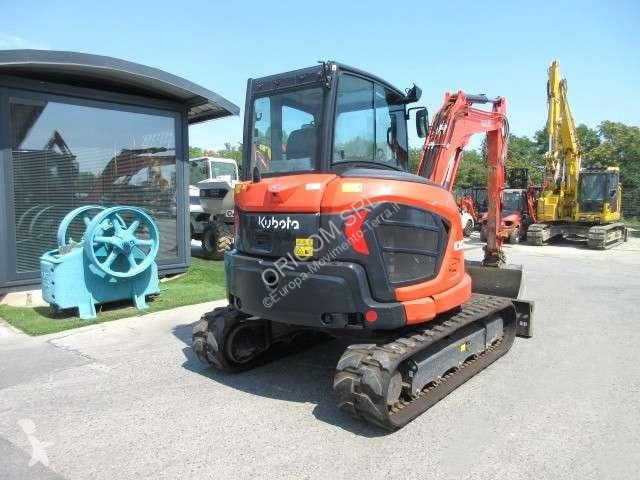 جرافة Kubota KX060-5