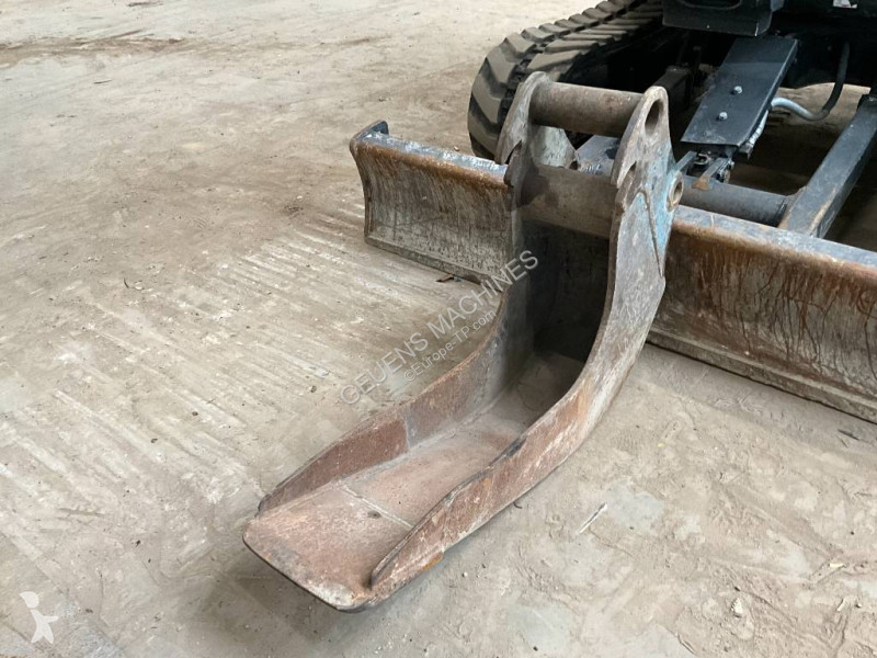 جرافة Airman AX 33 U - 7