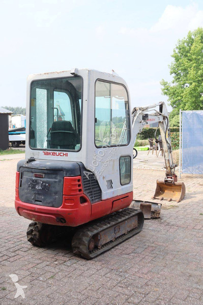 Rýpadlo Takeuchi TB219